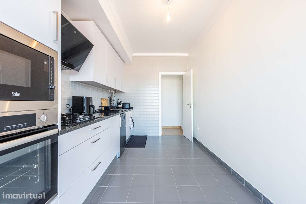 Apartamento T3 de Excelência no Centro do Cartaxo-11