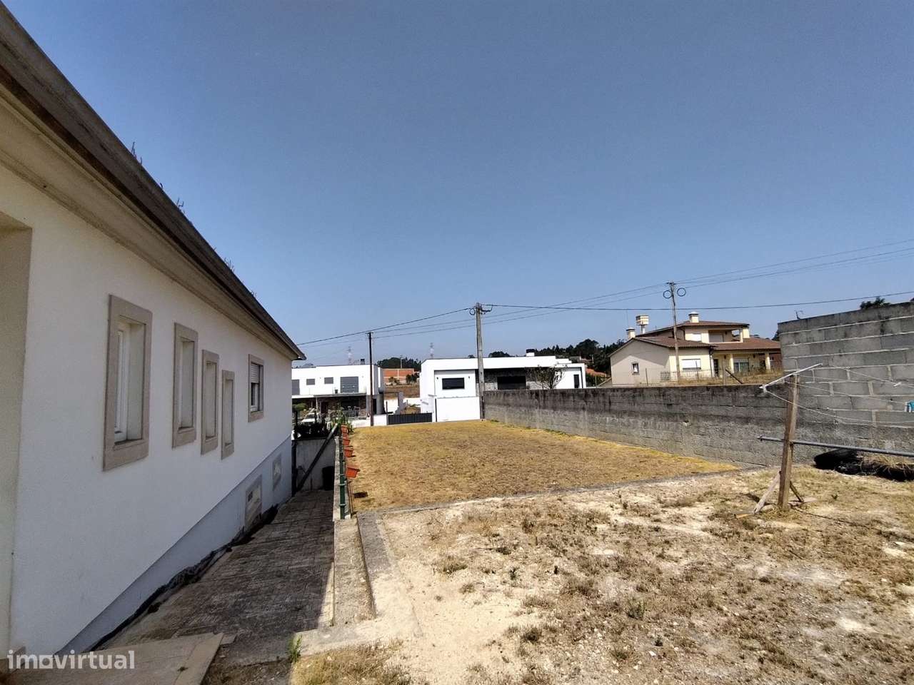 Moradia T3/ Terreno / Varandas / Bidoeira de Cima / Leiria-22