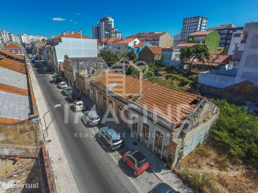 Conjunto de moradias para demolir/reconstruir com 552,40 m² - junto...-5