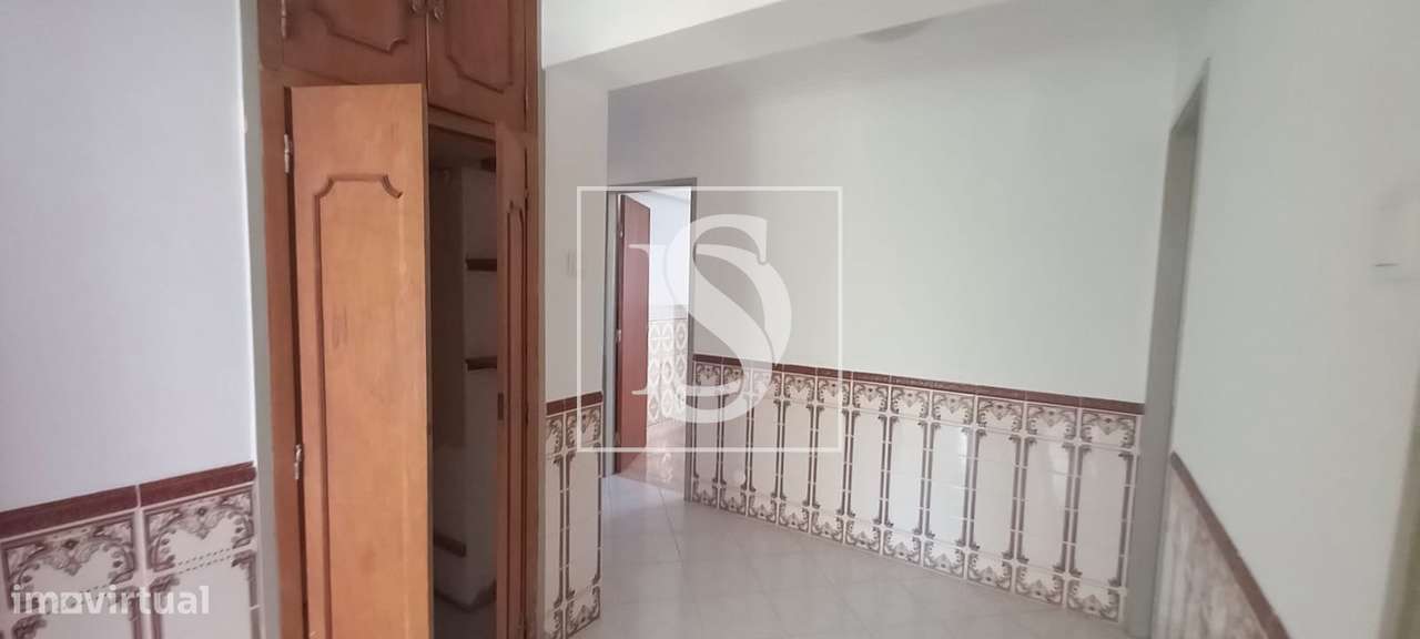 Apartamento T3 c/ arrecadação em Monte Abraão, Sintra-17