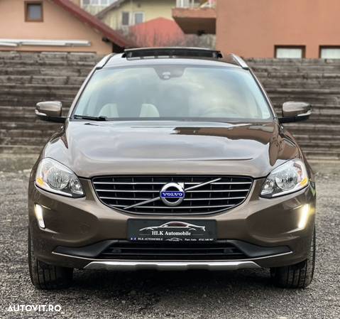 Volvo XC 60 D5 AWD Geartronic Summum - 2