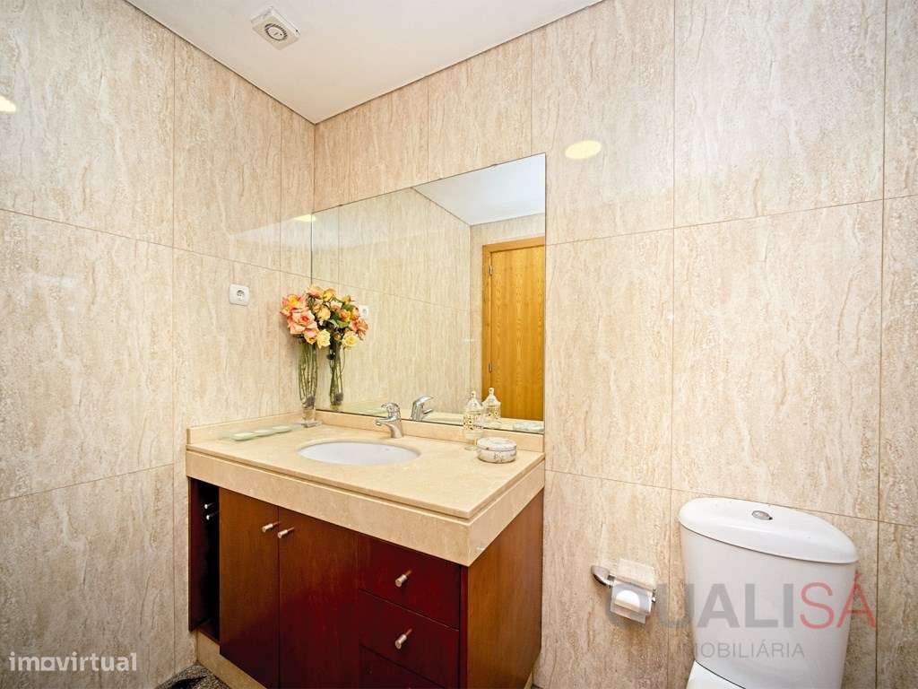 Moradia com piscina, jardim e bosque localizada na Encosta do Bom J...-22