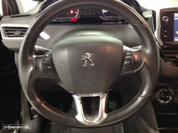 Peugeot 2008 1.2 PureTech Style - 15