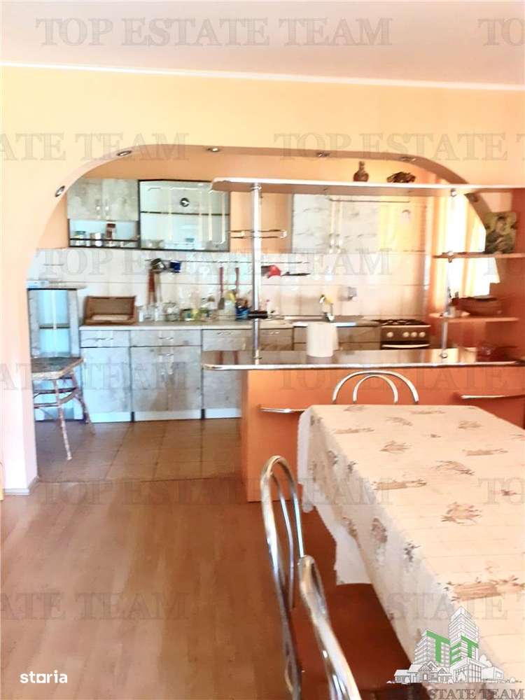 VIla 5 camere + casa rustica 4 camere, teren 5699 mp, ideal pentru inv - Imagine principală: 4/16