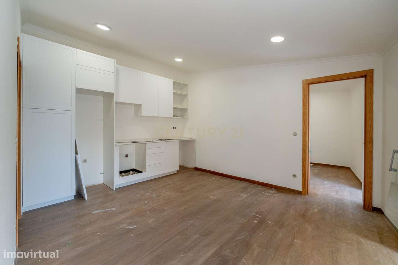 Cadriceira - Turcifal - Moradia T1 - Grande imagem: 5/10