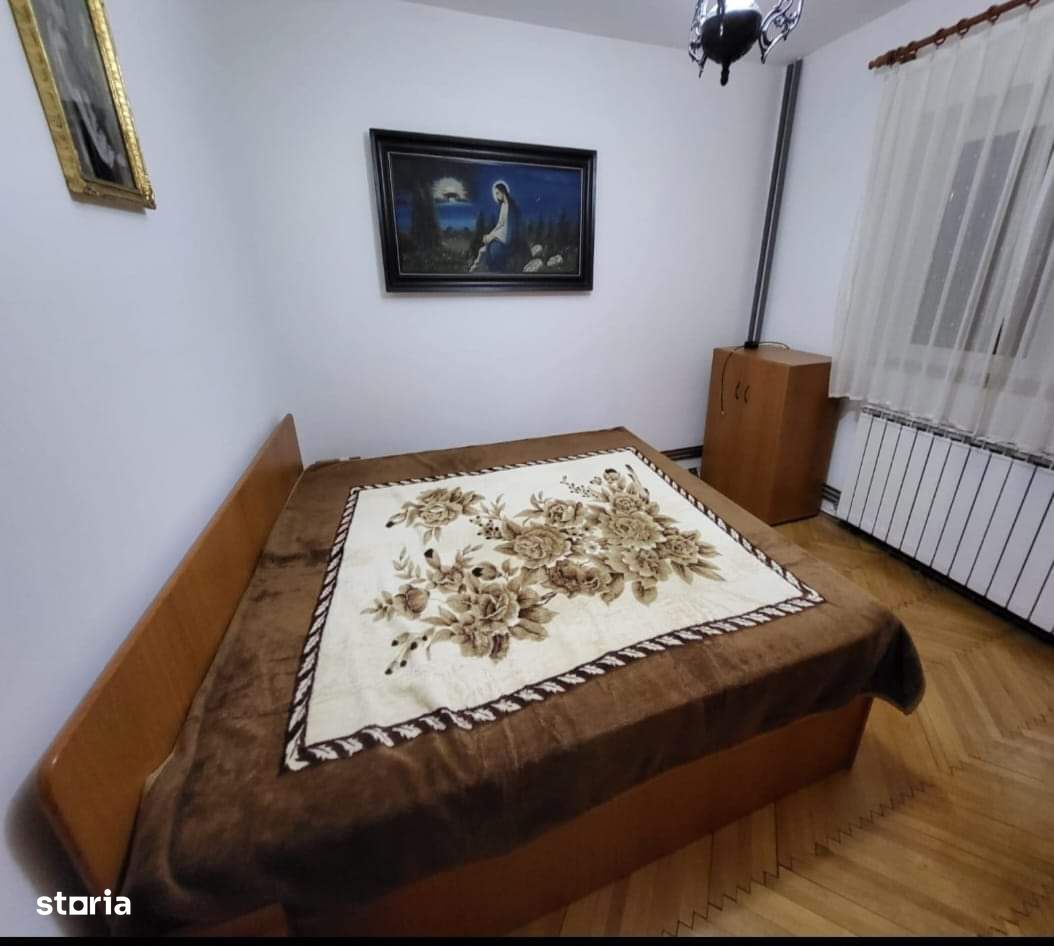 Apartament 2 camere decomandat - Mircea cel Bătrân- 350 euro