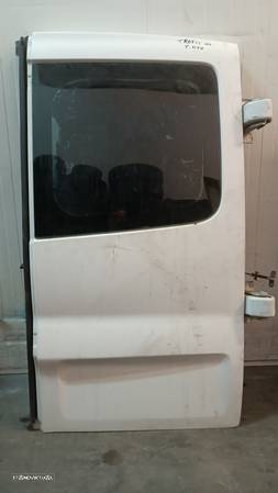 PORTA RENAULT TRAFIC II / OPEL VIVARO / PRIMASTAR - TRAS ESQUERDA / DIREITA - 1