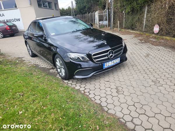 Mercedes-Benz Klasa E 200 d 9G-TRONIC - 25