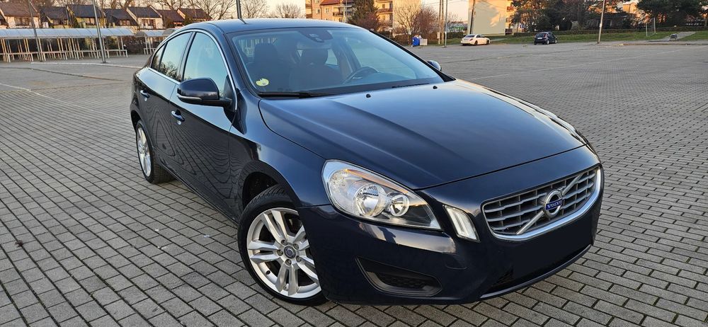 Volvo S60 II D3 Edition Pro 2013