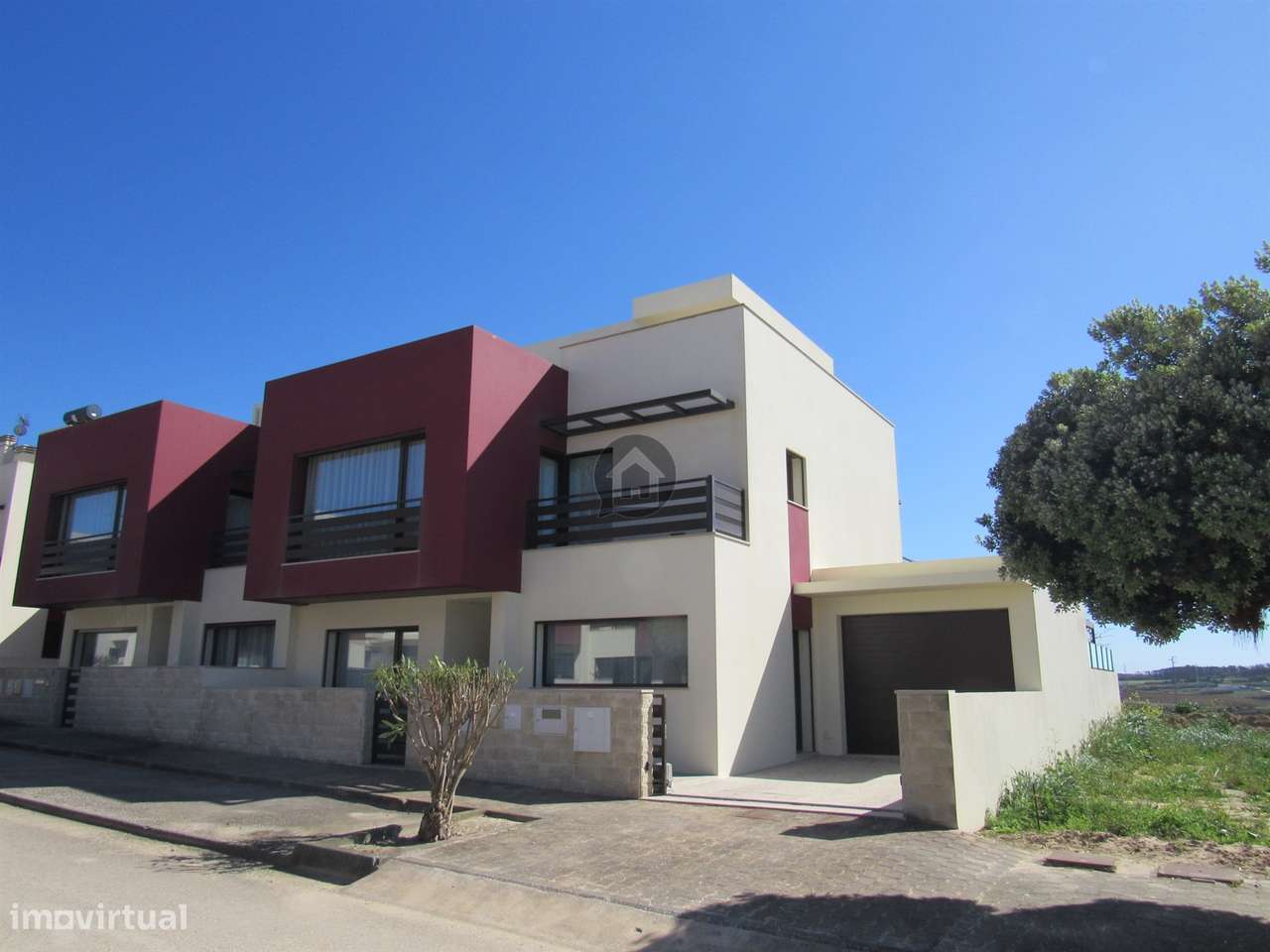 Moradia T4 com Terraço - Peniche-0