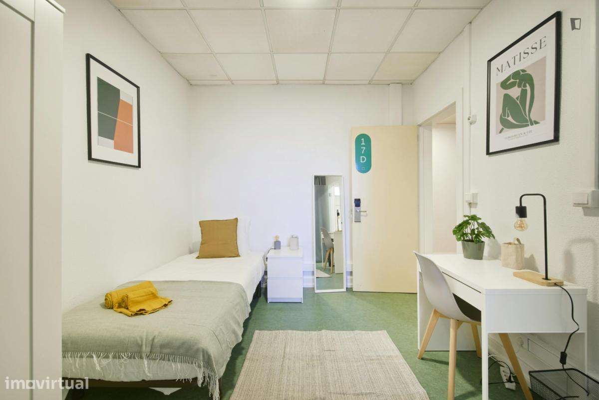 Quarto - localizado em Avenida da Liberdade Lisbon - Grande imagem: 5/7