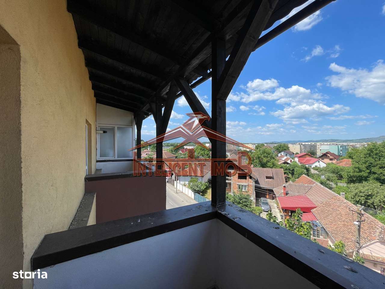 Apartament tip Duplex 3 Camere cu Vedere Panoramică și scara interioar-18