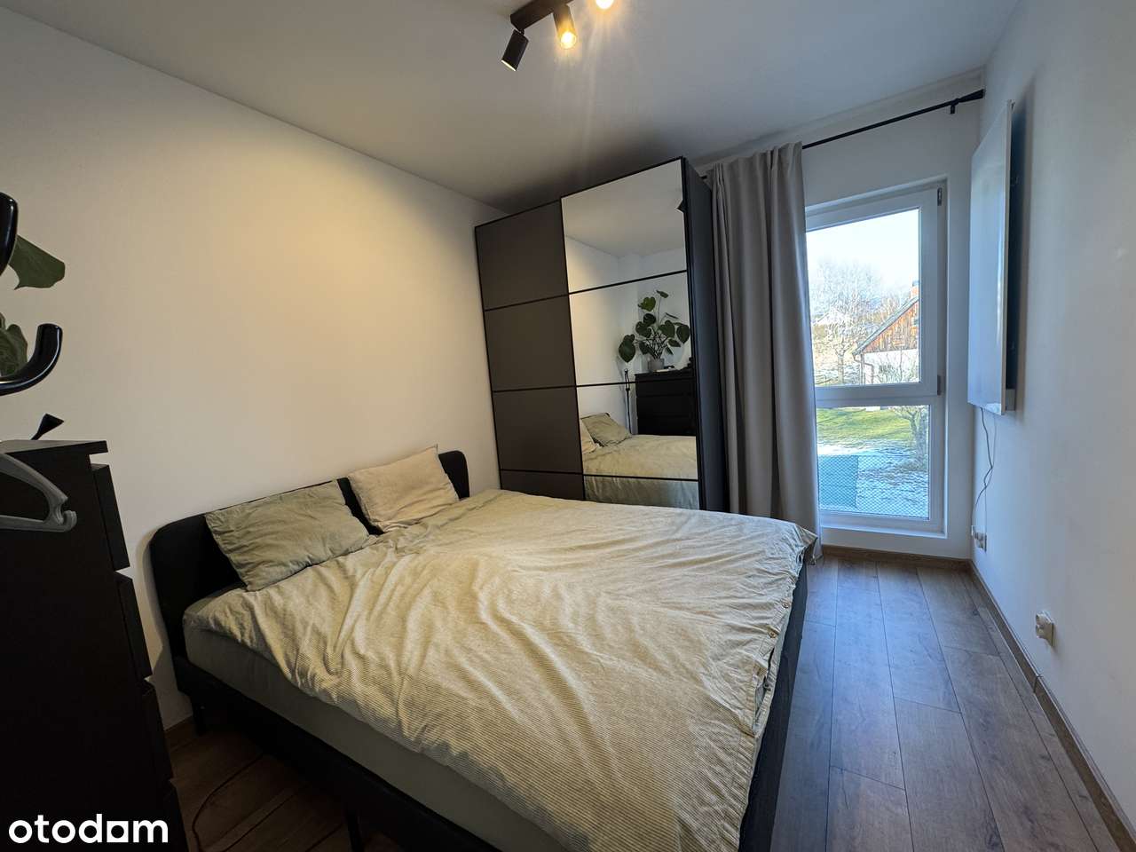 Nowoczesny dom w zabudowie bliźniaczej-9