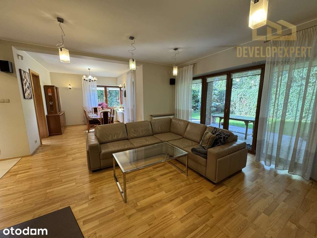 KomfortowyDom dla rodziny w doskonałej lokalizacji-12