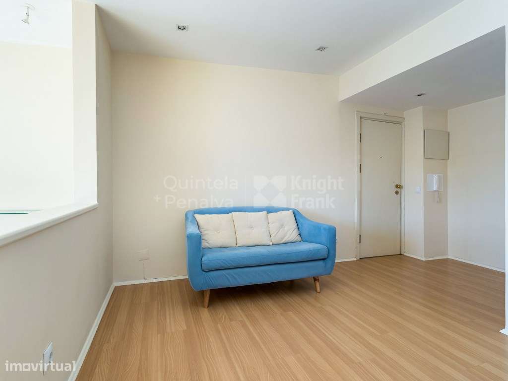 Apartamento T1 com terraço para arrendar na Pampilheira, Cascais - Grande imagem: 5/25