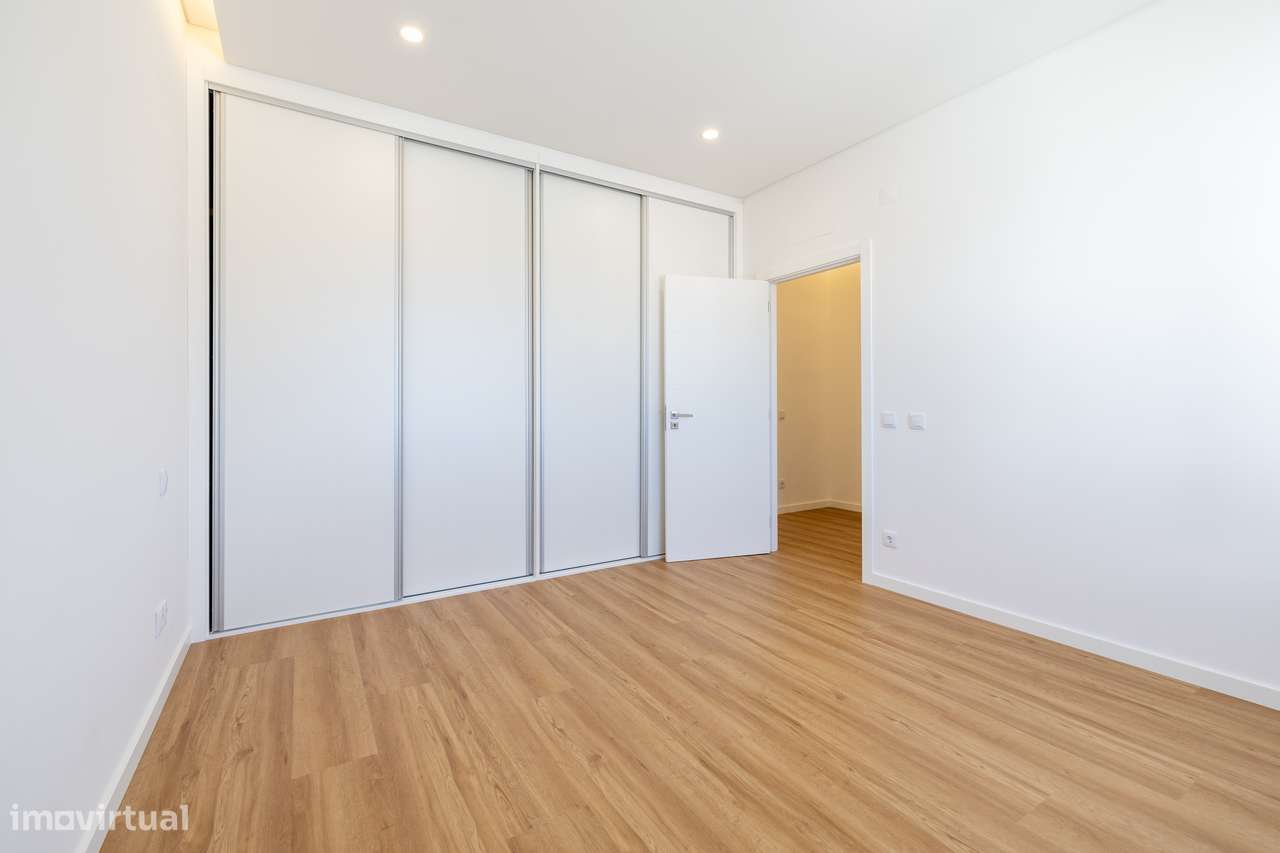 Apartamento T2 em Tires, Cascais - Grande imagem: 2/36