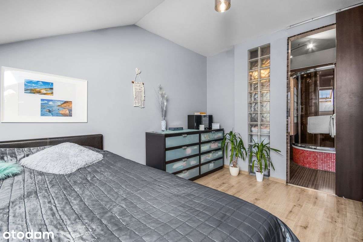 Prawie dom, 3/4 sypialnie, 2010 r-11