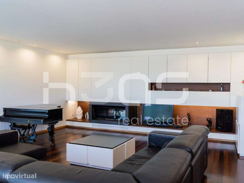 MORADIA T4 COM PISCINA INTERIOR - ONDE A NATUREZA MARCA PRESENÇA-8
