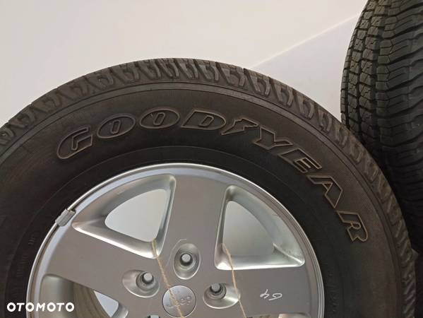 Komplet 4 szt. felgi Jeep Wrangler 17x7.5J opony Goodyear P255/75R17 113S - 6