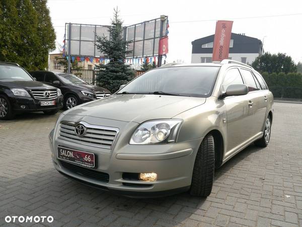 Toyota Avensis 2.0 D-4D - 9