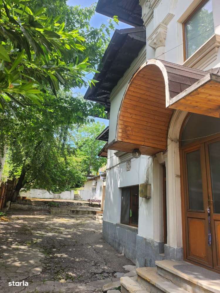 Casa de vanzare - ultracentral Pitesti-6
