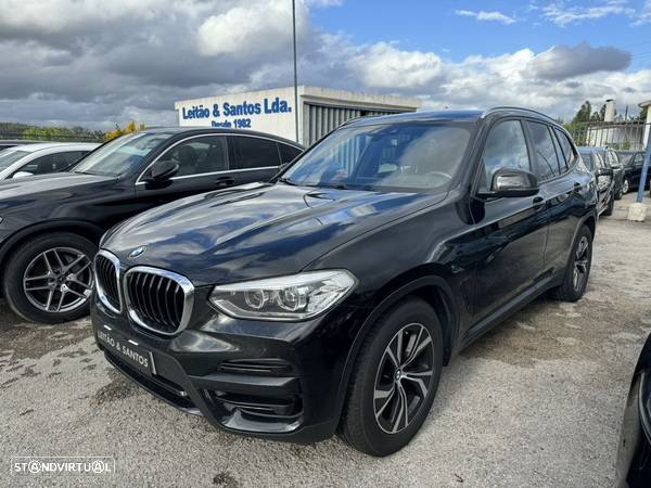 BMW X3 18 d sDrive Line Luxury - 1