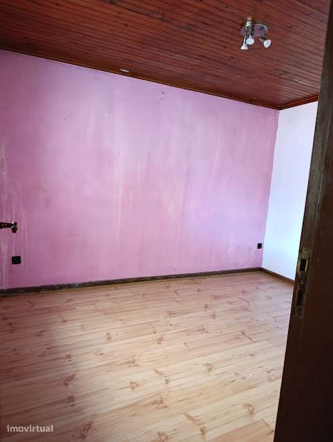 Moradia T4 p/remodelar, Póvoa, Figueira de Lorvão, a 20 km de Coimbra-45