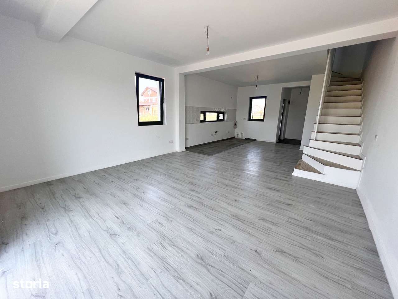 Duplex  -  3 camere  -  90 mp utili  -  zona excelenta - Imagine principală: 5/9