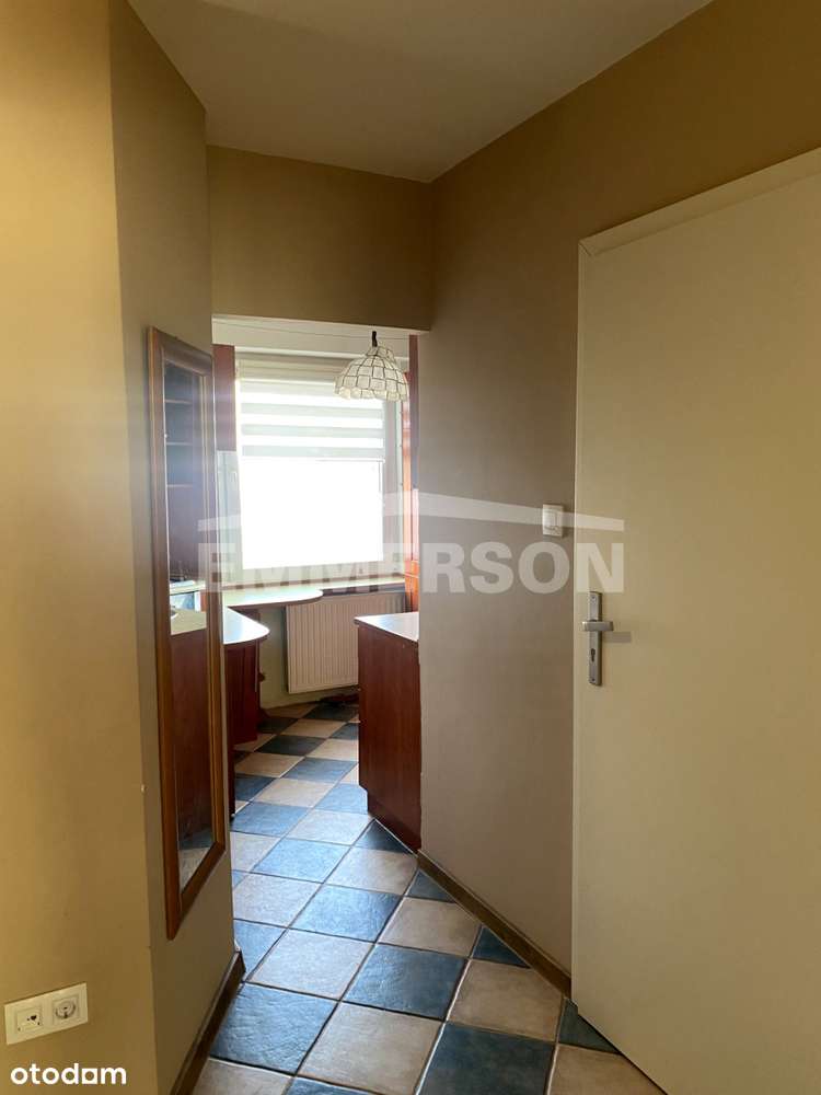 Dwupokojowe mieszkanie w centrum do remontu-10