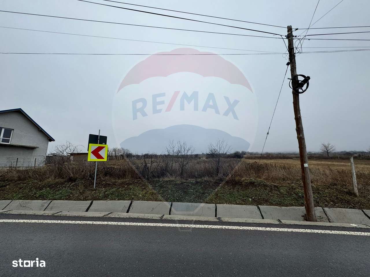 Teren intravilan 2,146 mp Carligele / Strada Vinului - Imagine principală: 1/3