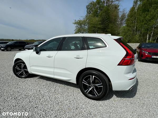 Volvo XC 60 D4 R-Design - 9