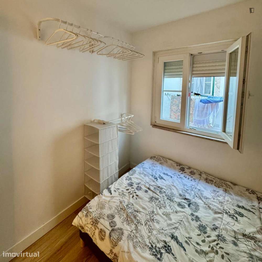 Quarto - localizado em Santos Lisbon - Grande imagem: 3/6