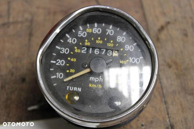 Licznik zegar prędkościomierz Suzuki Intruder VS - 2