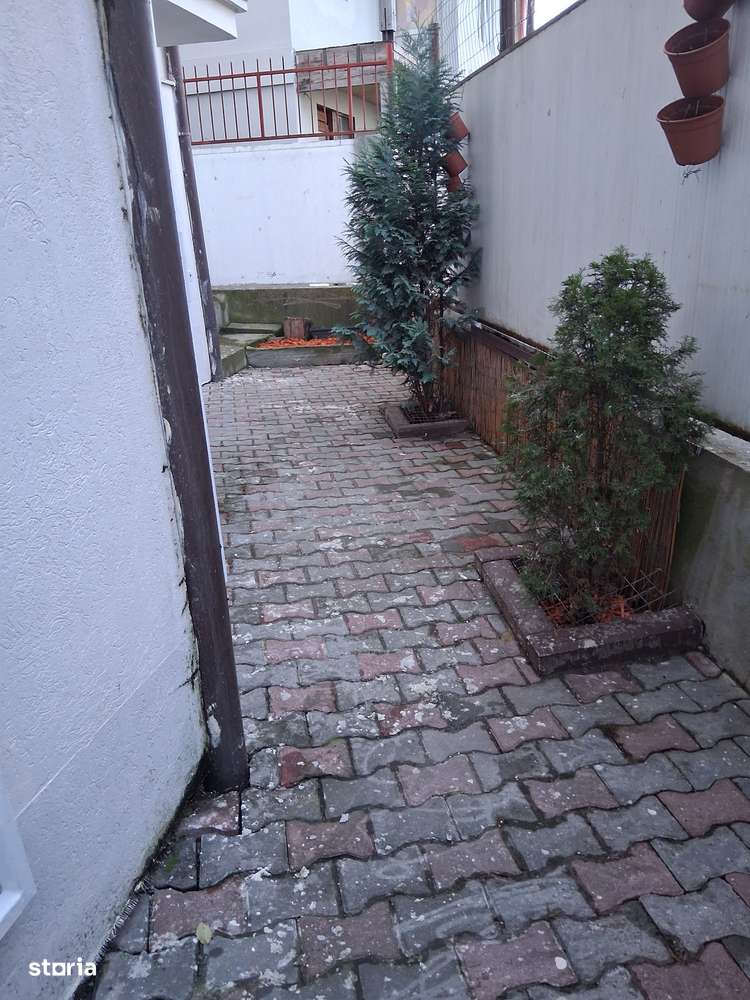 Apartament cu 1 camera, zona buna-8