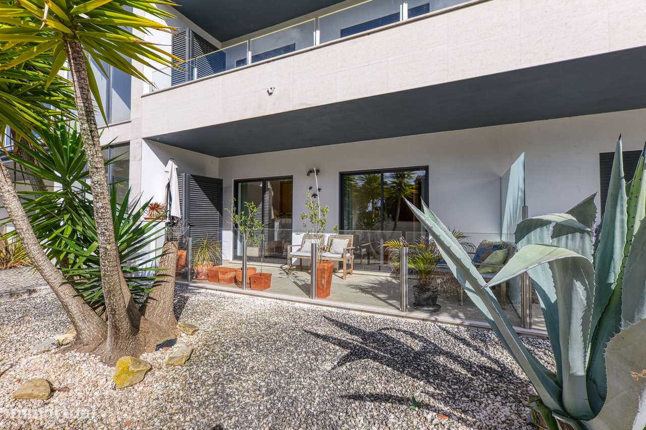Apartamento T2, piscina e lugar de estacionamento - S Martinho Porto-39