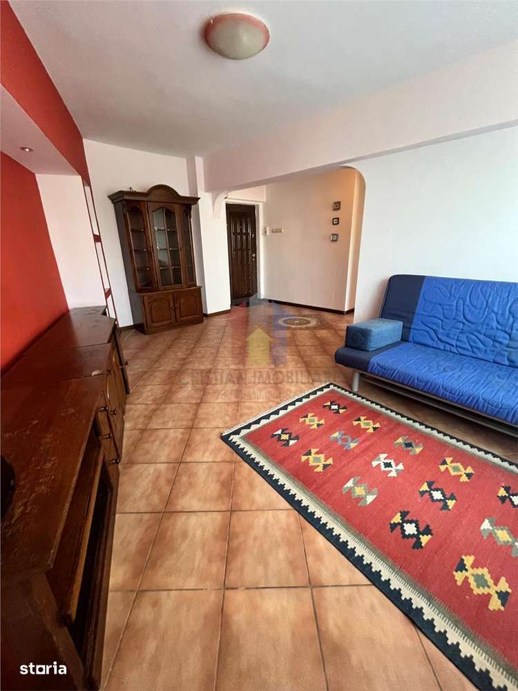 Calarasi-Bariera conf 1 Decomandat 55mp  2 cam etaj 2 - Imagine principală: 2/13