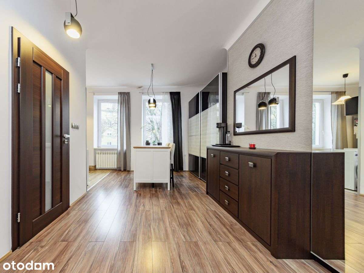 Pl Unii, kamienica, balkon, winda, wysokie-7