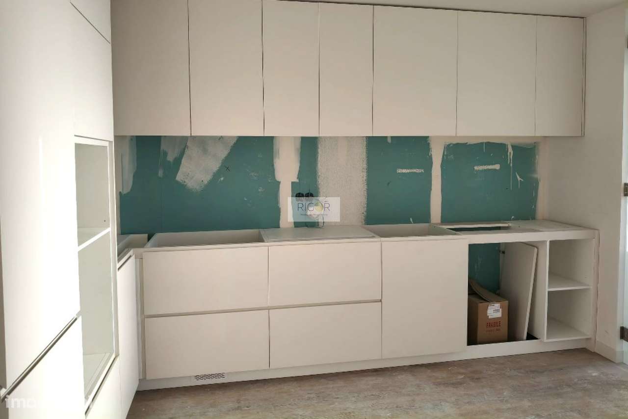 Apartamento T3 com varanda e vista mar em Matosinhos sul - Grande imagem: 4/24