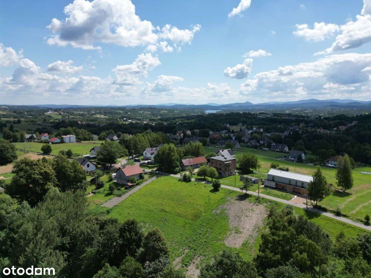 Działka budowlana 8 arów w spokojnym miejscu.-14