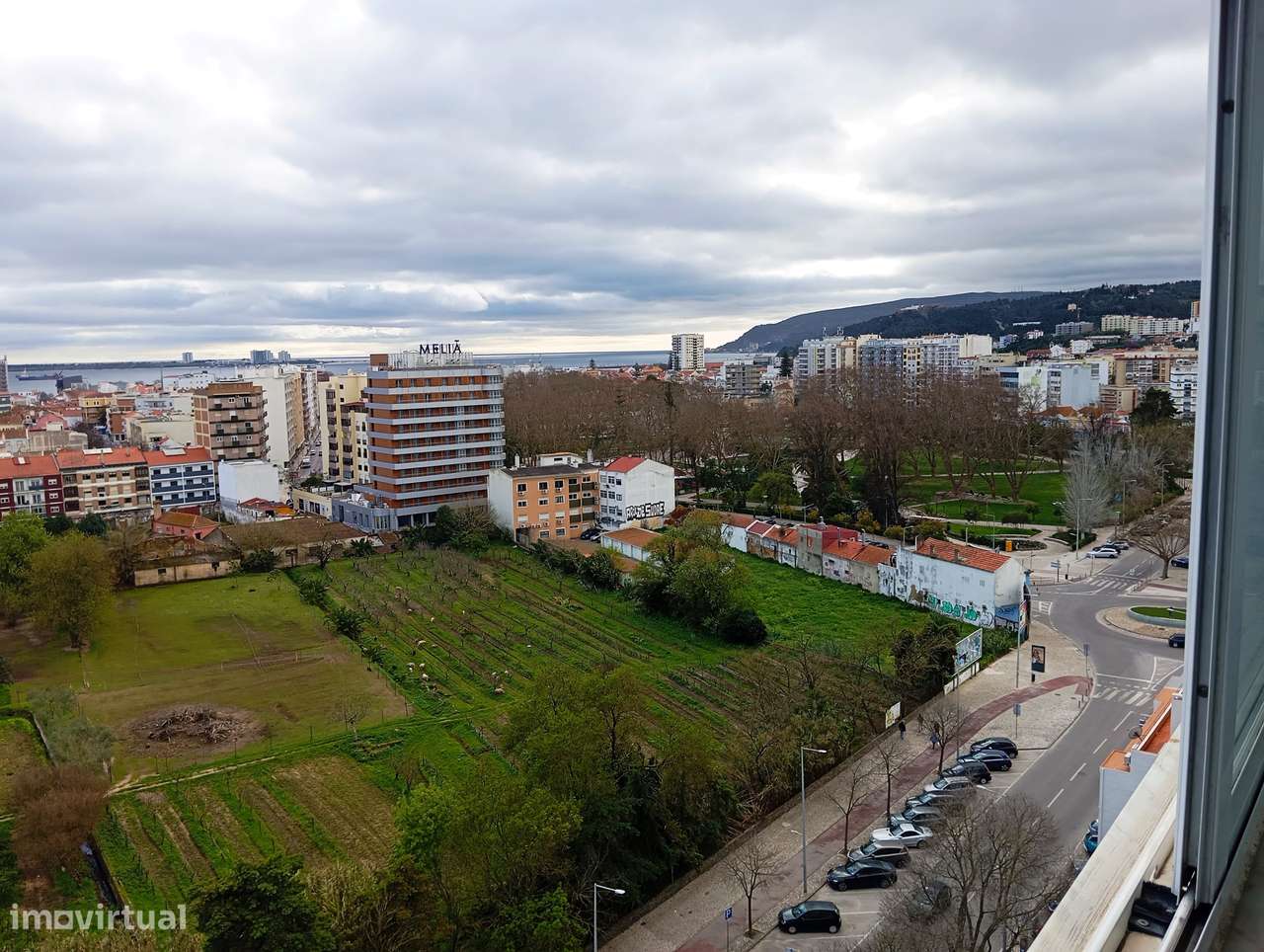 T2 Setúbal | Varanda | Vista Mar-19