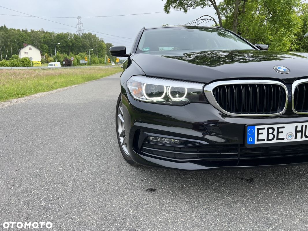 BMW Seria 5 530i xDrive Sport Line sport - 8