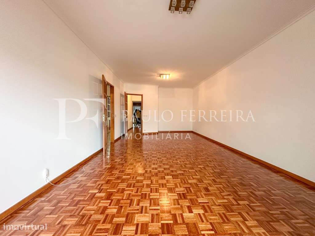 Apartamento T3 no centro de Braga - Grande imagem: 4/17