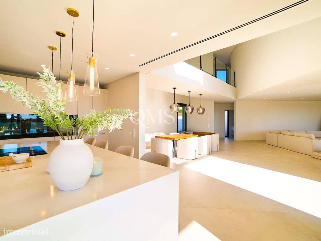 Onde o Céu Toca o Mar Um Santuário Contemporâneo Acima do Algarve-16