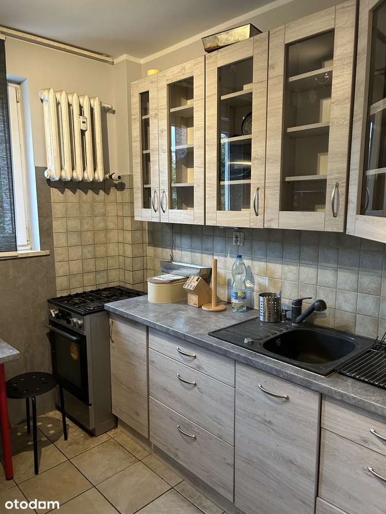 Przestronne mieszkanie z balkonem na parterze