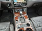 Volkswagen Touareg 3.0 V6 TDI BMT Perfectline R-Style - 32