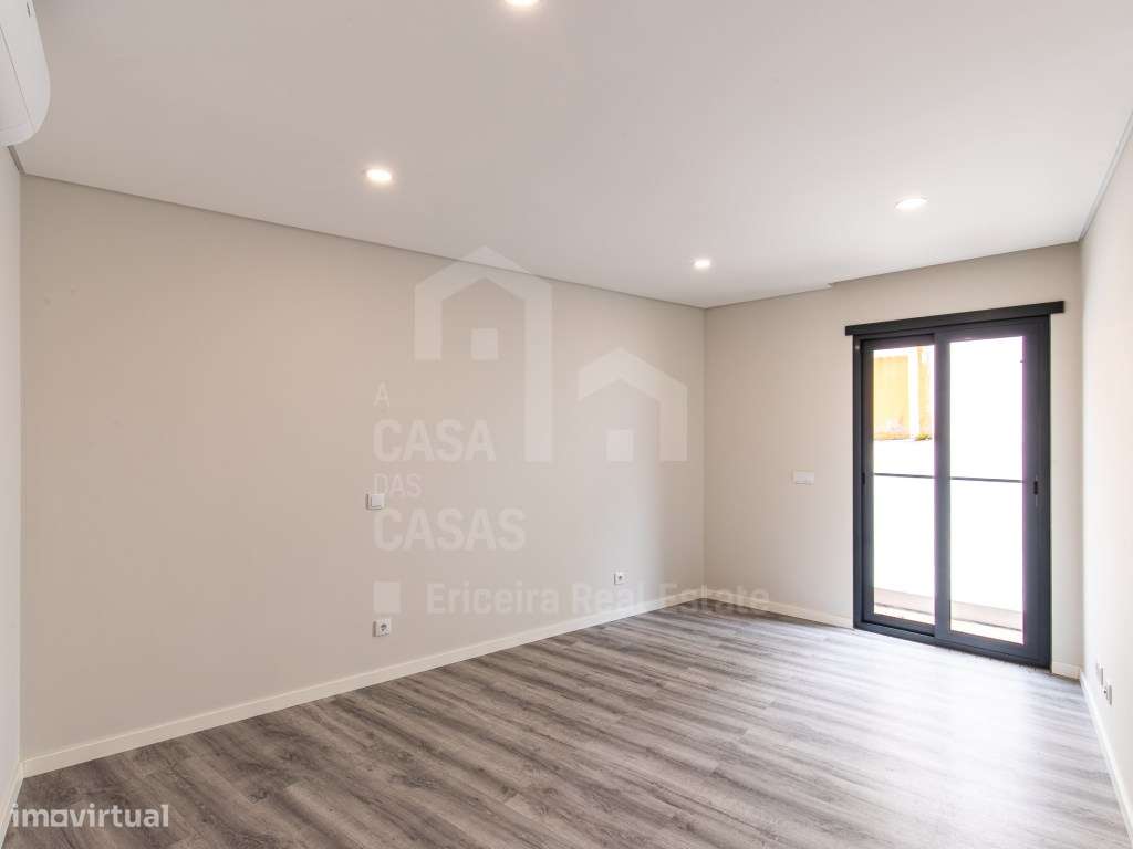 Vende Moradia T5 - Malveira 9km, A Casa das Casas-22