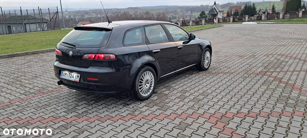 Alfa Romeo 159 - 5