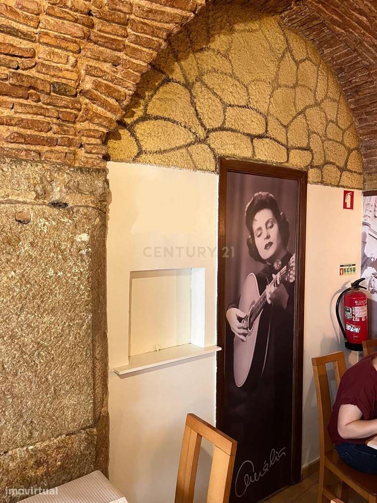 Trespasse – Restaurante em Funcionamento no Largo do Carmo, Lisboa 290 - Grande imagem: 4/9