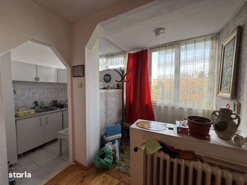 Garsoniera, Gheorgeni, strada Brancusi, 32 mp, etaj 2 din 10-4