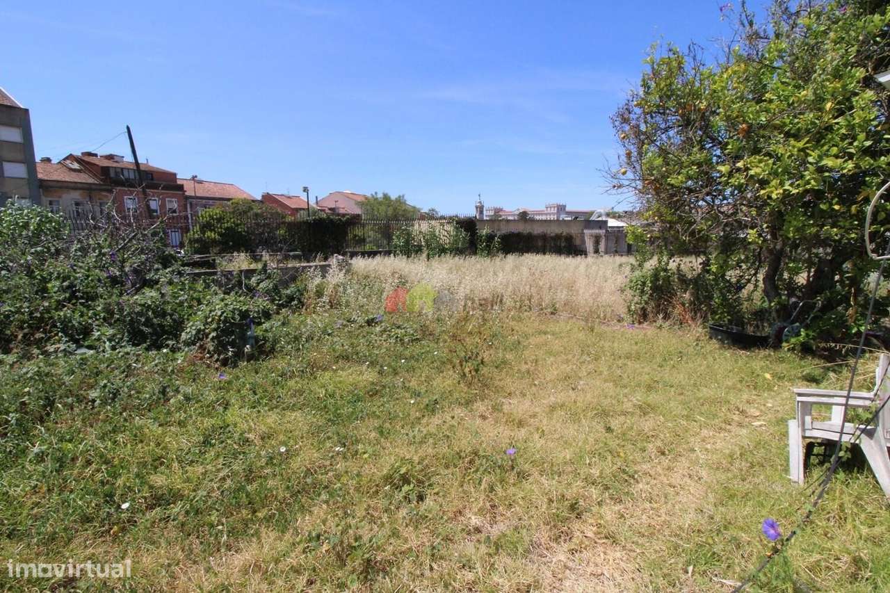 Terreno Rústico 2000m2 c/possibilidade passar Urbano - Ajuda-Lisboa - Grande imagem: 3/15